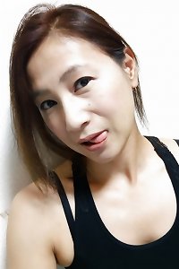 wondrous chinese wife displaying her vagina