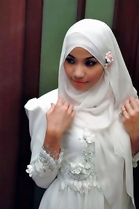 Azlyn Nureman, Malaysian model naked