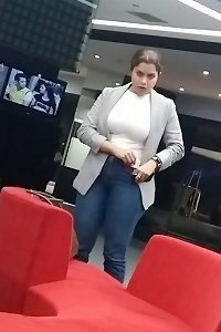Real life chicks r  super-sexy in outdoor